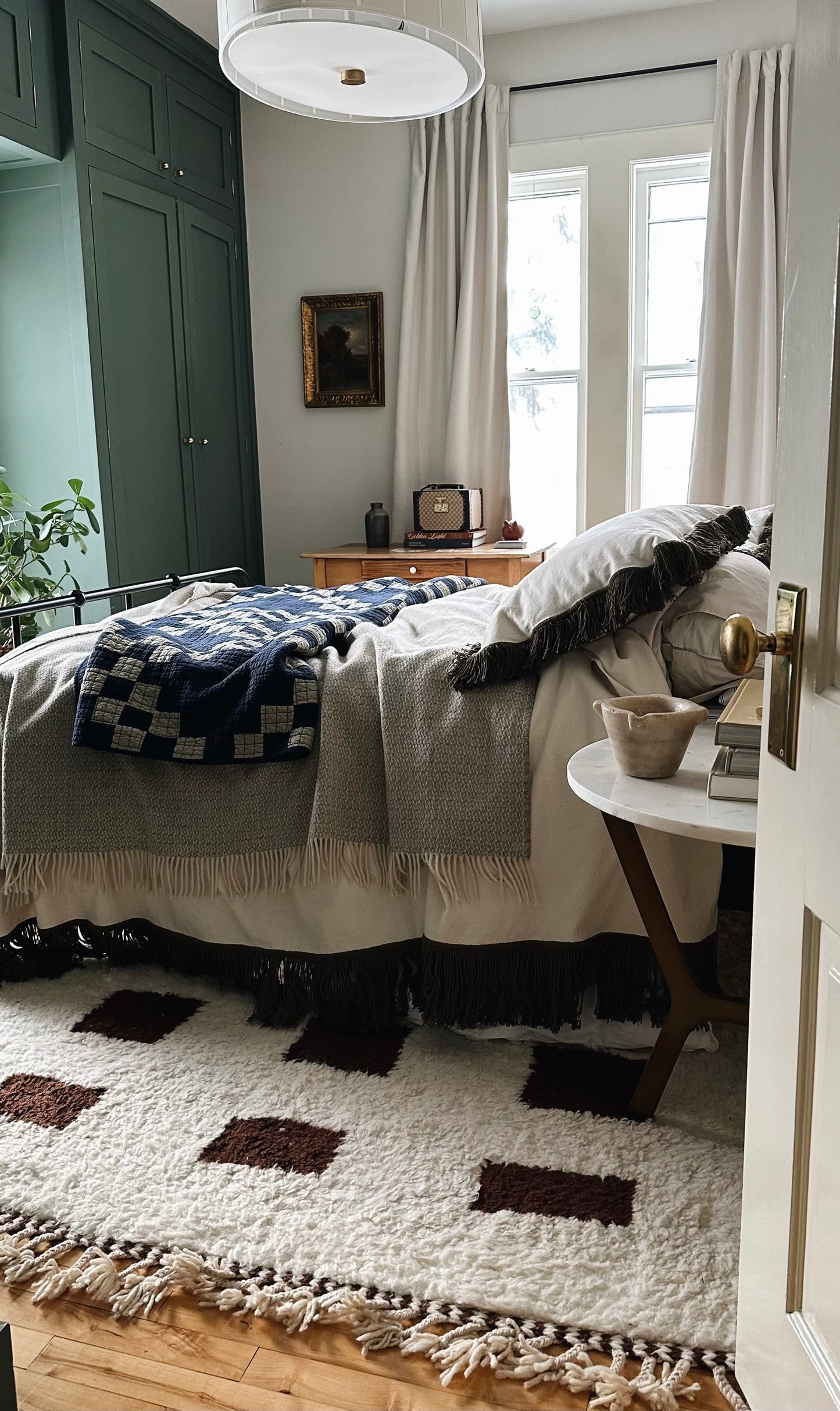 Moroccan Handmade Wool Rug with Fringes(8' x 10')